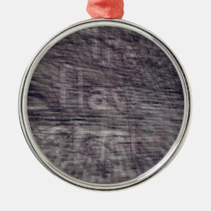 Abstracte Ghost-aanmelding bij Brick Building Metalen Ornament