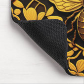 Abstracte gouden bij. Golden florale insectenpatro Muismat (Hoek)