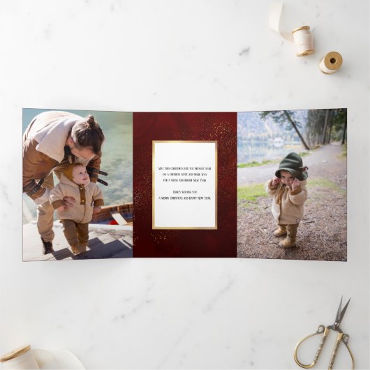 Abstracte gouden enkels op Deep Red Photo Drieluik Kaart (Binnen)