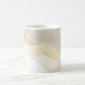 Abstracte gouden golven op wit koffiemok (Center)