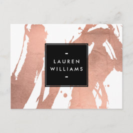 Abstracte goudpenseelstreken van Roos op wit Briefkaart