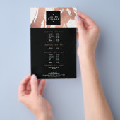 Abstracte goudpenseelstreken van Roos op wit Flyer (Hand)