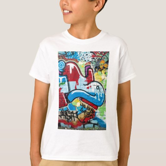 Abstracte graffiti op de getextureerde muur t-shirt (Voorkant)