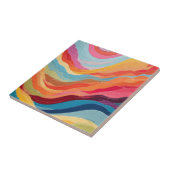 Abstracte grillige regenboog golvende strepen tegeltje (Zijkant)
