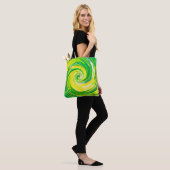 Abstracte groene gele spiraal kunst tote bag (Op model)