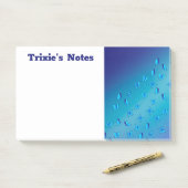 Abstracte groene maanstralen en vlinders post-it® notes (Op bureau)