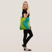 Abstracte groene penseelstreek boodschappentas – M Tote Bag (Op model)