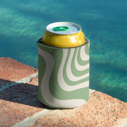 Abstracte groene Wavy Stripe Modern Spring Summer Blikjeskoeler (Insitu Zwembad)