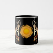 Abstracte Grot Petroglyphs Kokopelli Tweekleurige Koffiemok (Center)