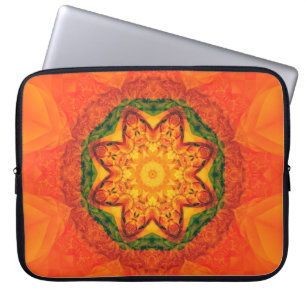 Abstracte kaleidoscoop oranje achtergrond. prachti laptop sleeve