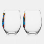 Abstracte kat met gele ogen     wijnglas zonder voet (Links)
