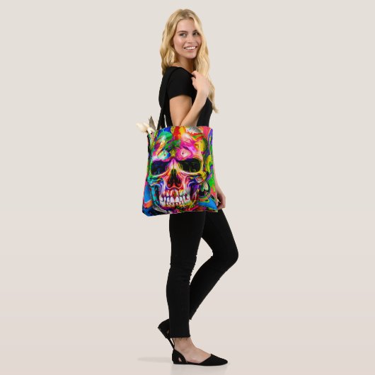 abstracte kleurrijke achtergrond met kleurrijke sc tote bag (Op model)