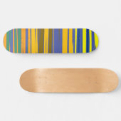 Abstracte kleurrijke strips persoonlijk skateboard (Horizontaal)