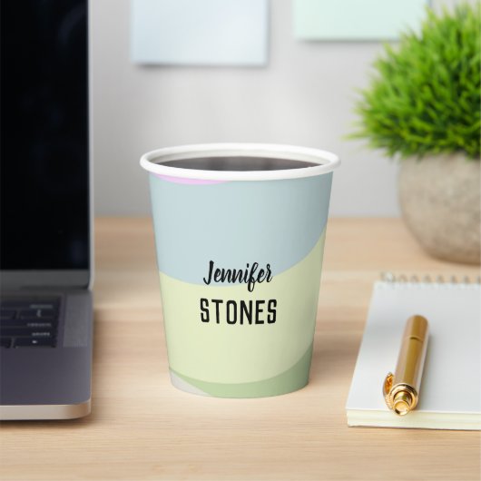 Abstracte kleurrijke vormen papieren bekers (Insitu)