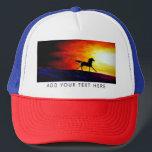 Abstracte kunst met een paardenwit rood blauw mode trucker pet<br><div class="desc">Abstracte kunst die paardenwit rood blauw elegant moderne Sjabloon trucker hoed draait.</div>