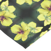 Abstracte kunst met fijne geelbloem korte tafelloper (Hoek)