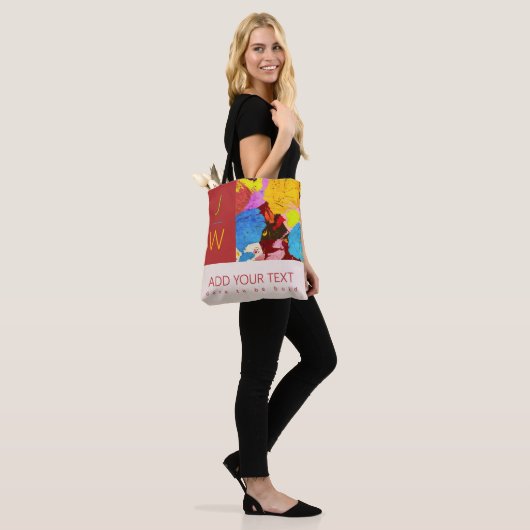 Abstracte kunst Moderne Monogram Canvas tas (Op model)