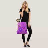 Abstracte Kunst: Paarse Glitch Tote Bag (Op model)