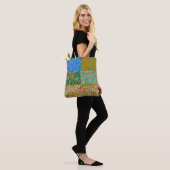 abstracte kunst sari als patchwork tote bag (Op model)