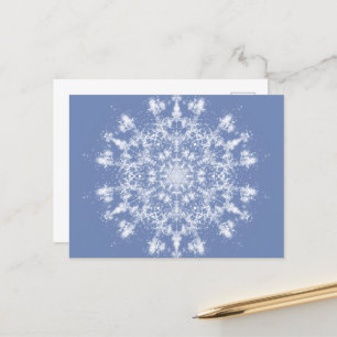 Abstracte Lacy Fractal Snowflake op blauwe achterg Feestdagenkaart