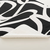 Abstracte lijnen met moderne zwarte en beige crème sherpa deken (3/4)