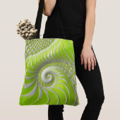 Abstracte limoengroene spiraalfractaal tote bag (Dichtbij)