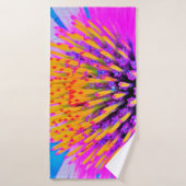 Abstracte Macro Hot Pink en Gele Coneflower Badhanddoek (Badhanddoek)