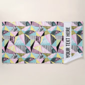 Abstracte Memphis Pattern aangepaste teksthanddoek Strandlaken (Voorkant)