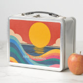 Abstracte metalen lunchbox met oceaangolven en eig (In situ)