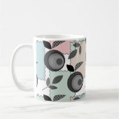 Abstracte moderne appelfruitpatchwerkgeometrie koffiemok (Links)