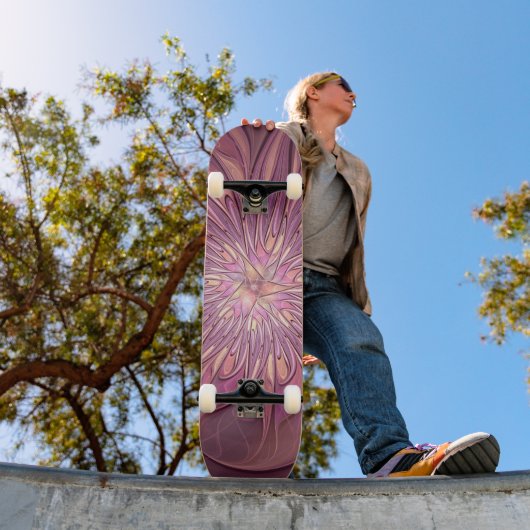 Abstracte moderne bloemfractale kunst Bessenkleure Persoonlijk Skateboard (Buiten 1)