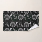 Abstracte moderne monochrome appelbladeren zwart g bad handdoek (Handdoek)