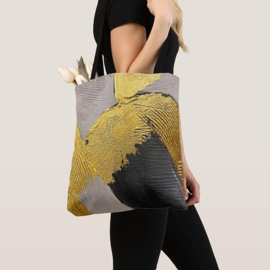 Abstracte monochrome kleuren met gouden penseelstr tote bag (Dichtbij)