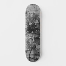 Abstracte noodlijdende grunge bloemendek Schaats Persoonlijk Skateboard