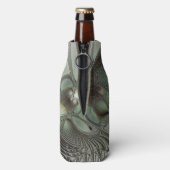 Abstracte Olijfwijze Groen Grijs Fractal Art Fanta Flesjeskoeler (Fles Achterkant)