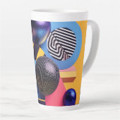 Abstracte opstelling met kleurrijke bollen latte mok (Rechterhoek)