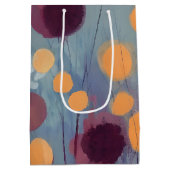 Abstracte oranje en roze bloemen medium cadeauzakje (Achterkant)