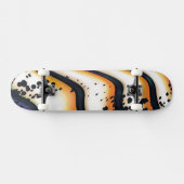 Abstracte Oranje Stroom – Modern Krachtig Grafisch Persoonlijk Skateboard (Horizontaal)