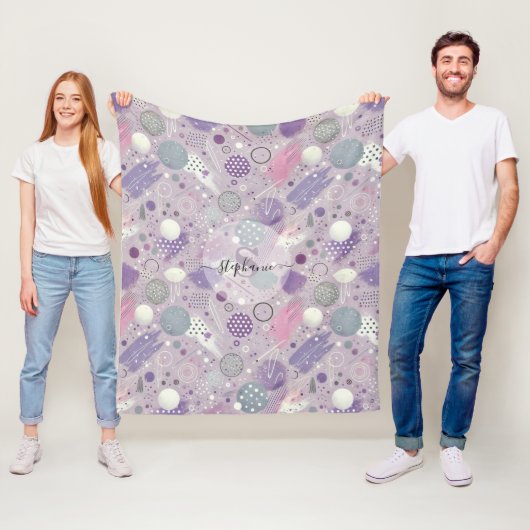 Abstracte Paarse cirkels met verfstrips Accents Fleece Deken (In situ)
