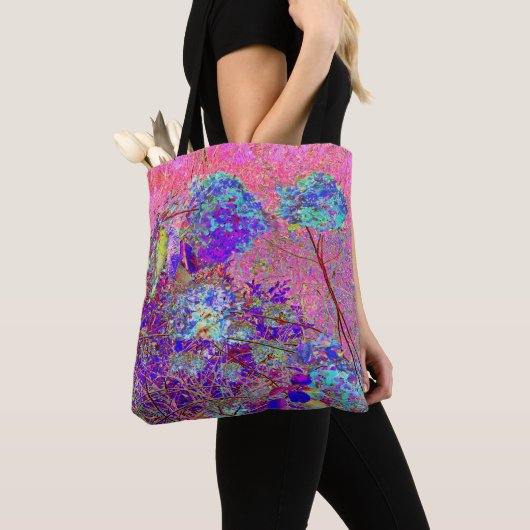Abstracte Paarse en blauwe hydrangea met magenta Tote Bag (Dichtbij)