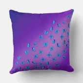 Abstracte Paarse Moonbeams en Vlinders Kussen (Achterkant)