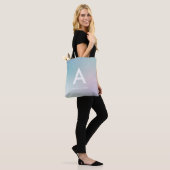 Abstracte pastel regenbooggradiënt tote bag (Op model)