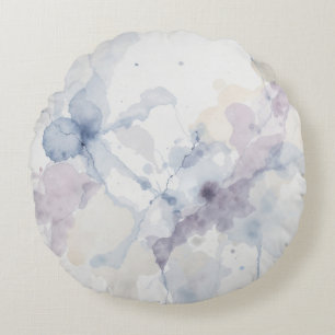 Abstracte pastelblauwe en paarse vloeibare inktspa rond kussen