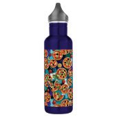 Abstracte Pepperoni Pizza op blauwe achtergrond Waterfles (Links)