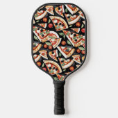 Abstracte pizzaplakjes op een zwarte achtergrond pickleball paddle (Voorkant)