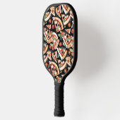 Abstracte pizzaplakjes op een zwarte achtergrond pickleball paddle (Links)