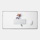 Abstracte regenboogkleurige waterverf van een eenh bureaumat (Keyboard & Muis)