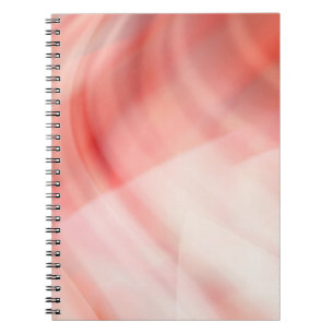 abstracte rode en roze achtergrond met witte ringe notitieboek