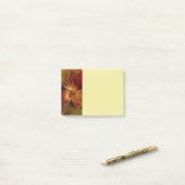 Abstracte rode oranje bruine groene fractale kunst post-it® notes (Op bureau)
