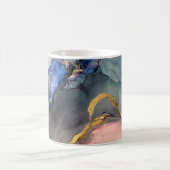 Abstracte roze blauwe achtergrond met prachtige vl koffiemok (Center)